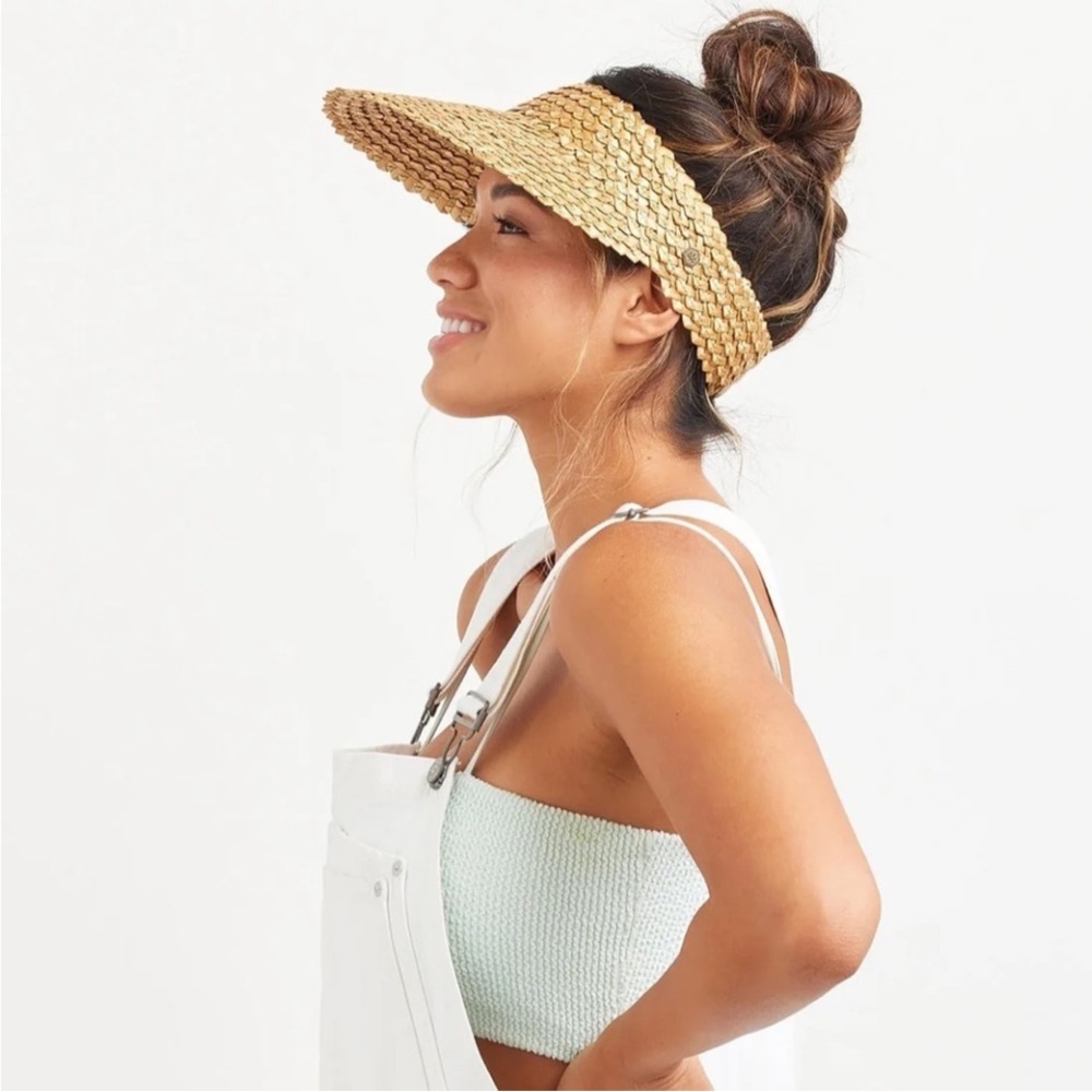 Like new Hemlock hats Tan Straw Visor O/S